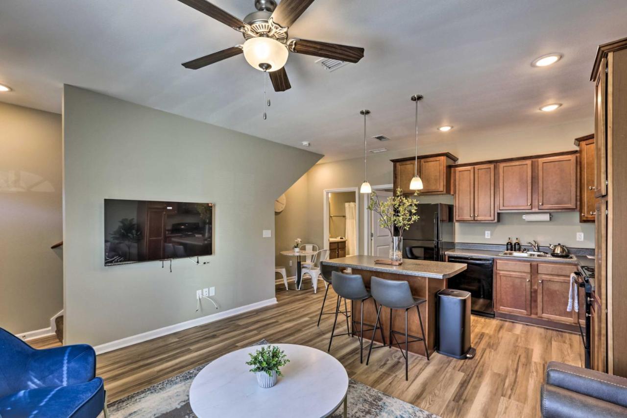 Ideally Located And Elegant Condo With Balcony! Tallahassee Exterior foto